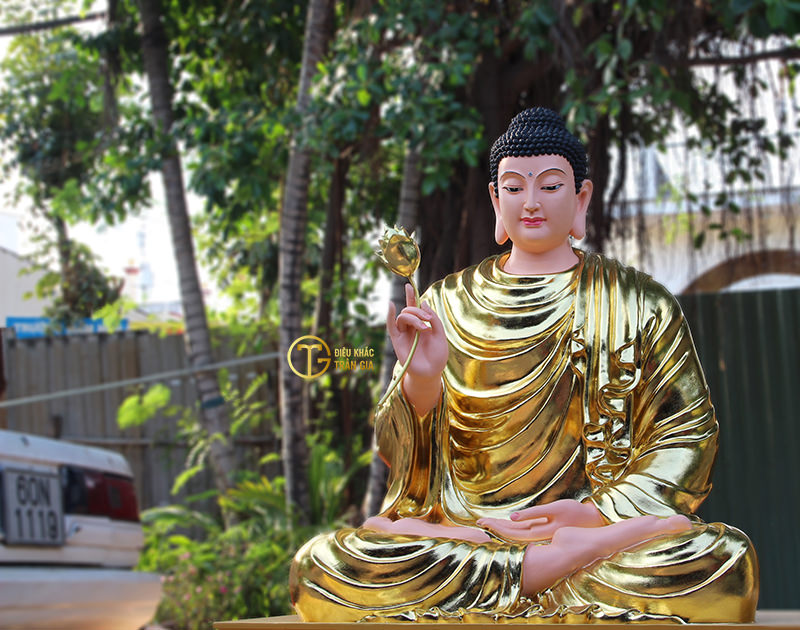 tuong phat bon su thich ca mau ni niem hoa vi tieu bang nhua composite dat vang 4