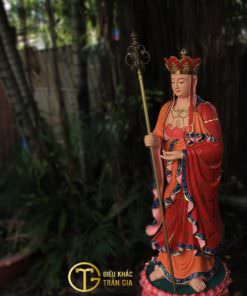 tuong phat dia tang vuong bo tat bang nhua composite