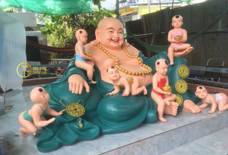 hinh anh tuong duc phat di lac bo tat dep nhat bang nhua composite 16