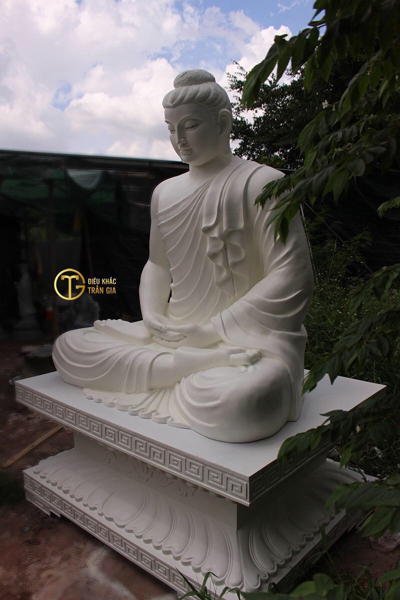 tuong phat bang xi mang 51