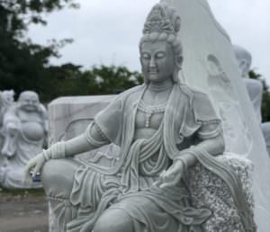 tuong phat dep bang da sa thach e1631282191486