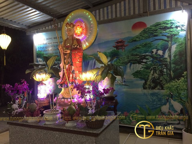 chua tho dia tang vuong bo tat 12