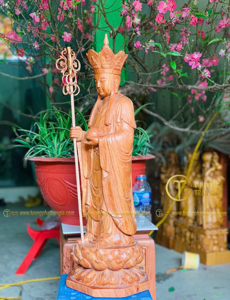 tuong dia tang vuong bo tat bang go 4