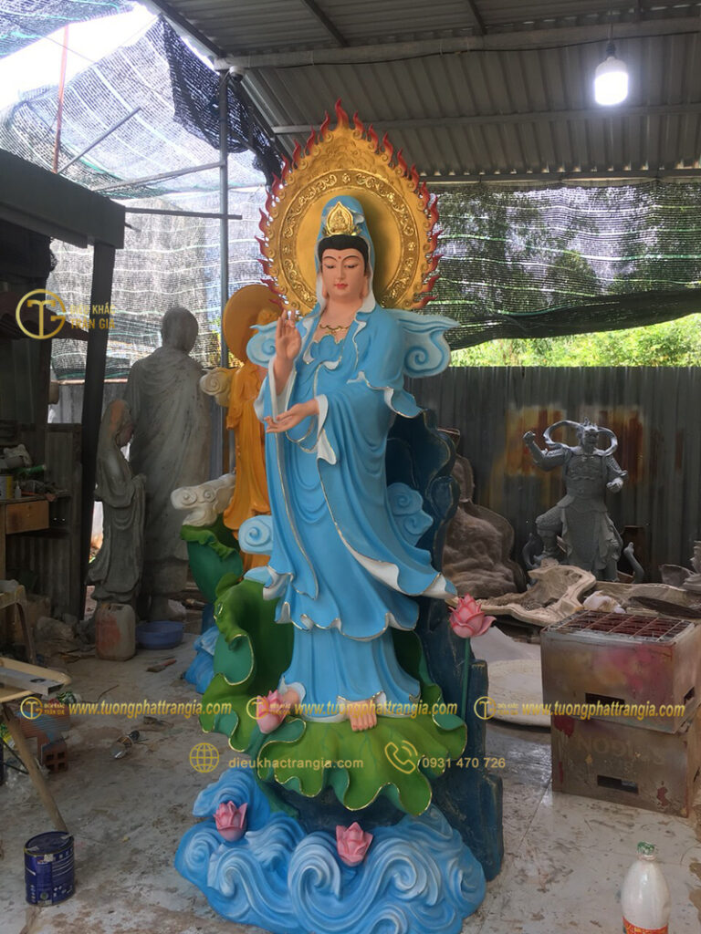 tuong phat quan am dung gia bao nhieu 22