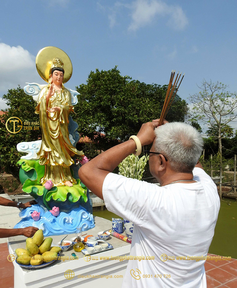 tuong phat quan am dung gia bao nhieu 33