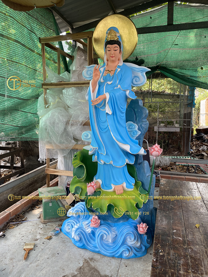 gia tuong phat bang nhua composite bao nhieu 31