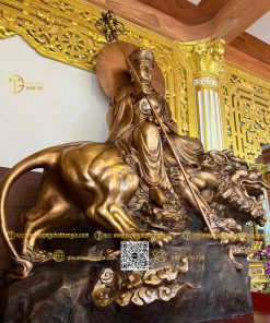 hinh anh mau tuong dia tang vuong bo tat bang dong 330cm 6