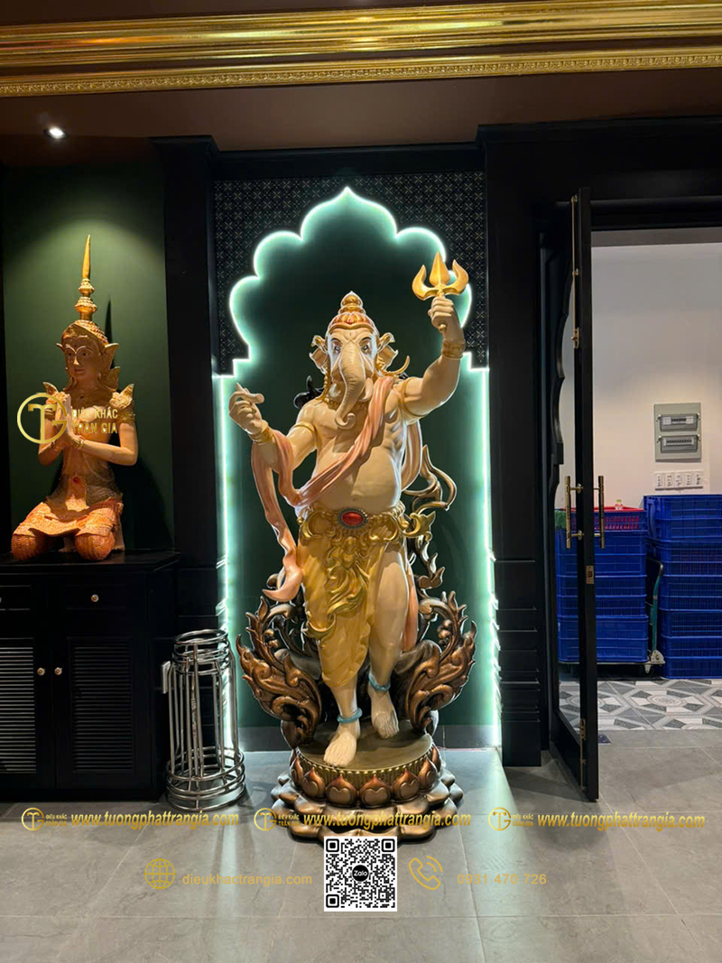Hình ảnh mẫu Tượng Thần Voi Thái Lan Ganesha đứng 200cm