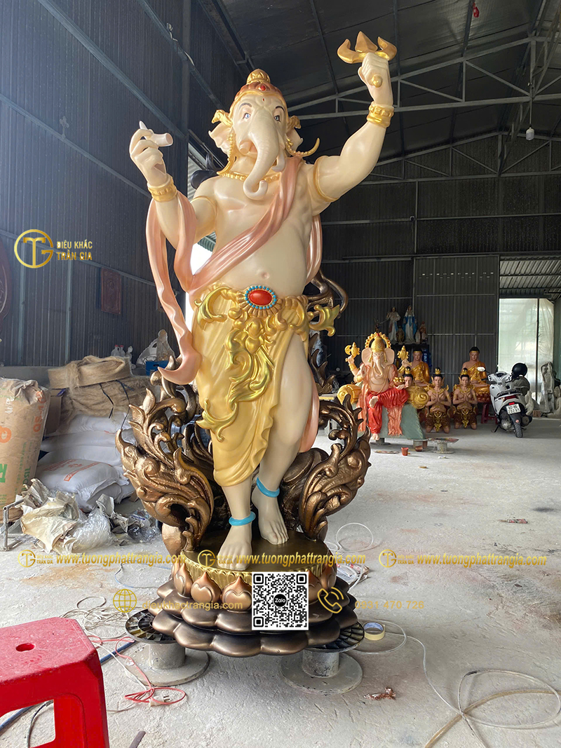 Hình ảnh mẫu Tượng Thần Voi Thái Lan Ganesha đứng 200cm