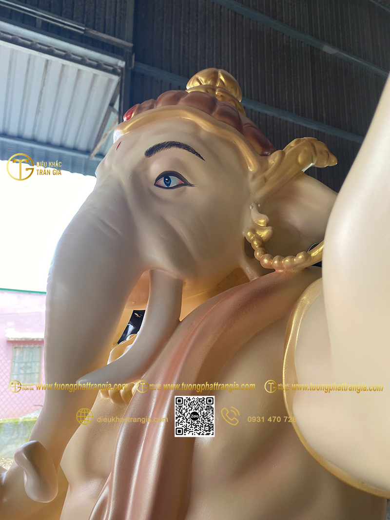 Hình ảnh mẫu Tượng Thần Voi Thái Lan Ganesha đứng 200cm
