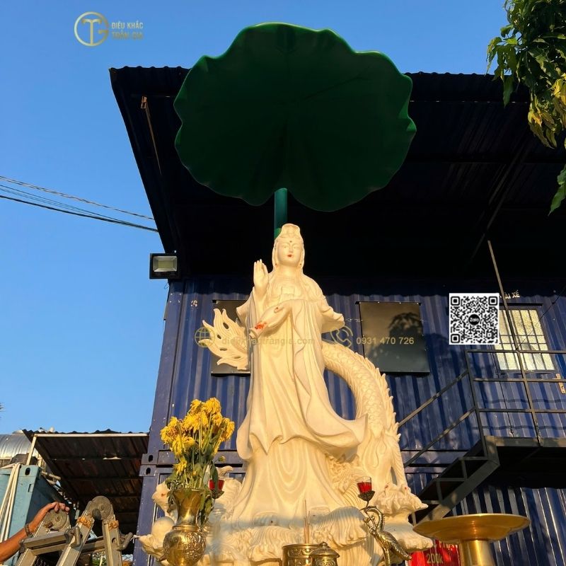 sản phẩm Lá Sen Nhựa Composite Cốt Thép 100cm
