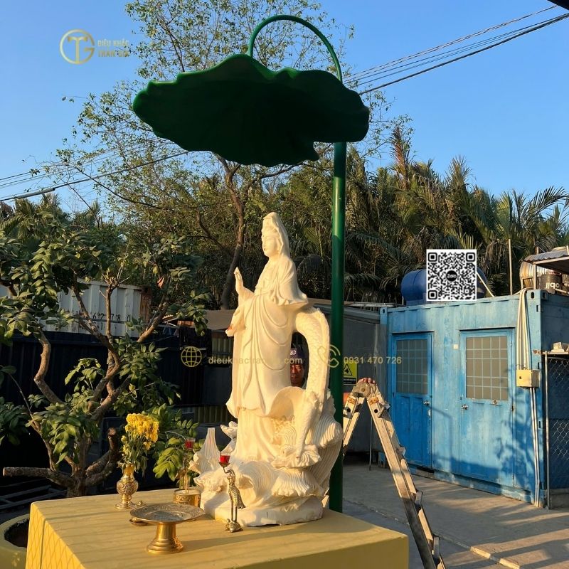sản phẩm Lá Sen Nhựa Composite Cốt Thép 100cm