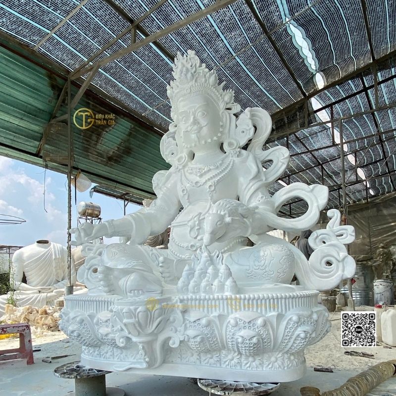 Tượng Thần Tài vàng
