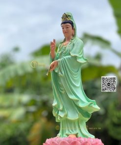 gioi thieu tuong phat quan am dung dai sen 45cm