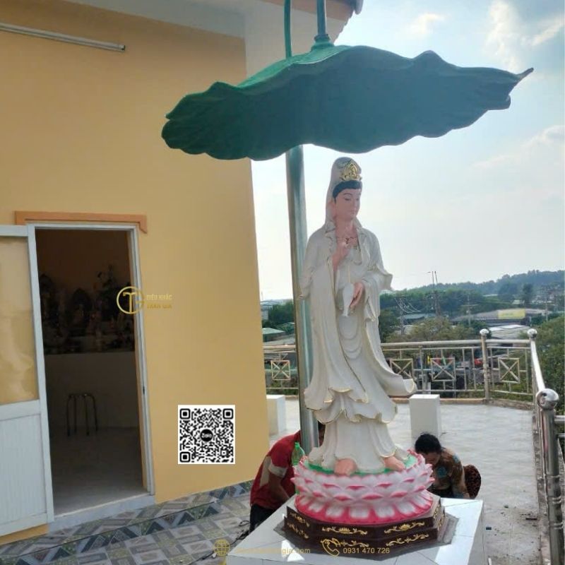 Tượng Mẹ Quan Âm Đứng Đài Sen 200cm