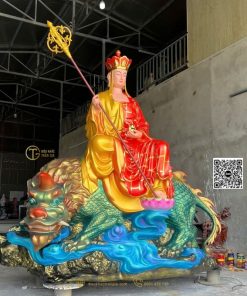 tuong dia tang ngoi de thinh nhua composite 200cm gia re