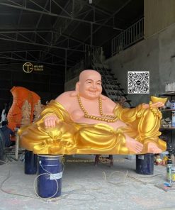 tuong phat di lac ngoi nhua composite 125cm dep