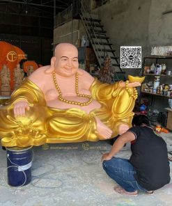 tuong phat di lac ngoi nhua composite 125cm gia tot